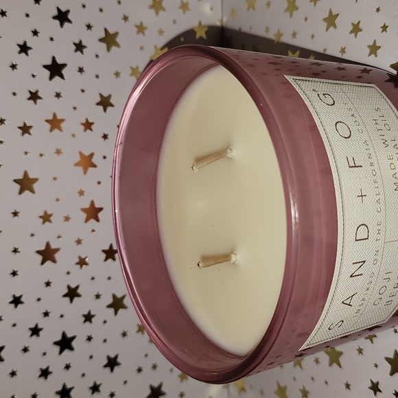 Brand New Sand + Fog Goji Berry Soy Wax Blend Candle - Picture 5 of 7